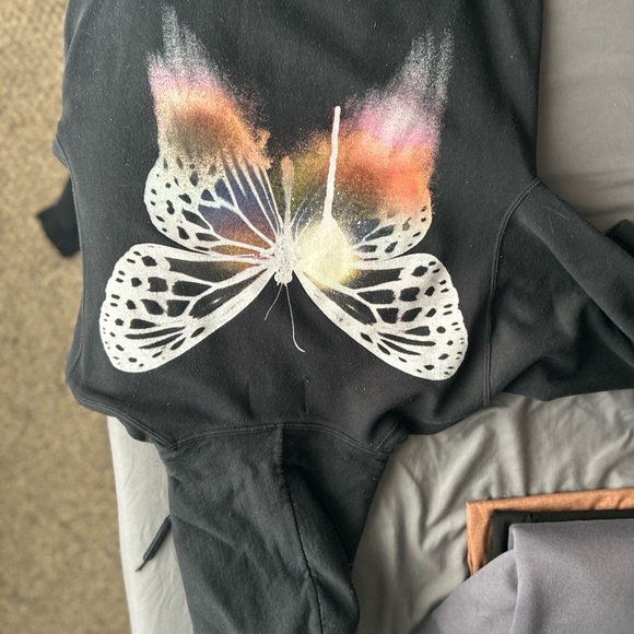 Olivia Rodrigo Deja Vu Sweatshirt - Picture 2 of 4